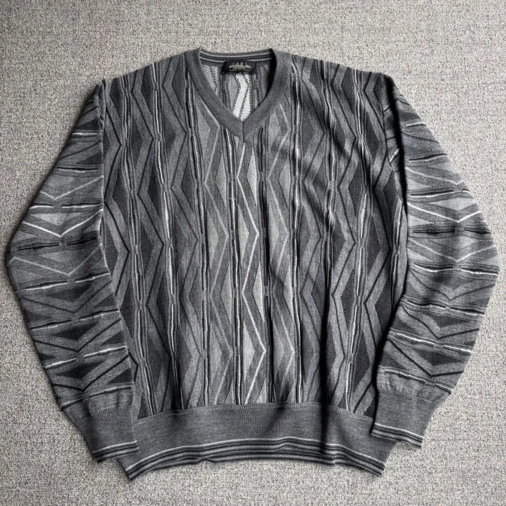 Montechiaro Sweater Mens M Grey 3D Textured Geometric V-Neck Merino Wool Italy